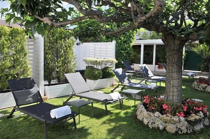 Hotel La Villa Cannes