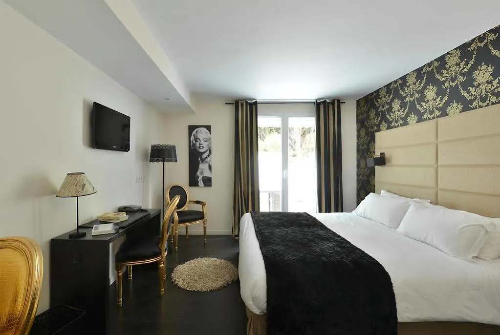 Hotel La Villa Cannes 4*,  France